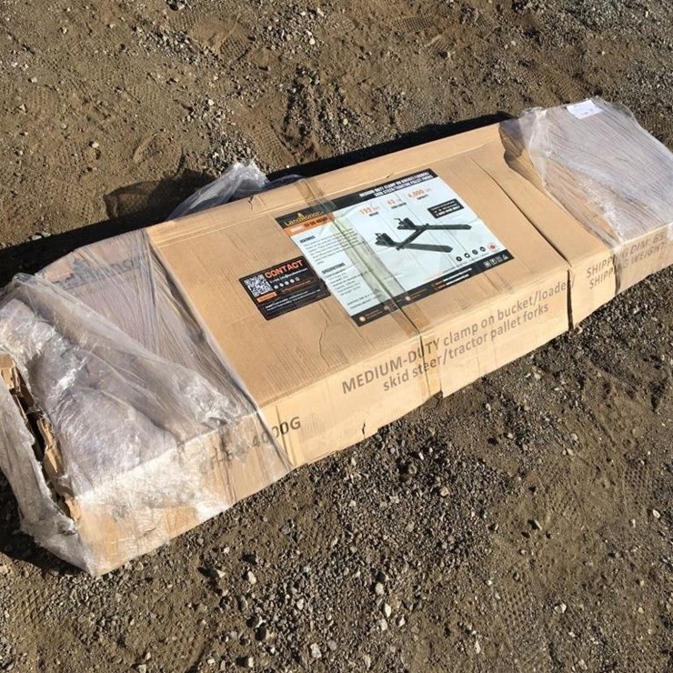 Unused Land Honor CF-66-4000G 43in Clamp-On Fork