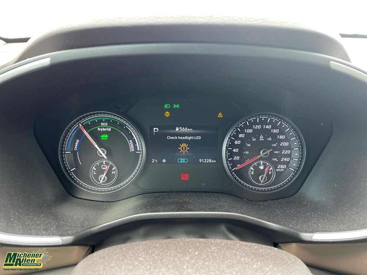 2021-hyundai-santa-fe-image-23