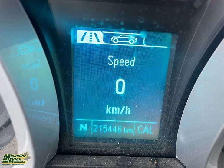 2015-chevrolet-equinox-image-13