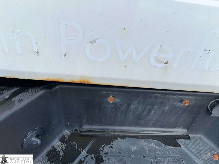 2012-ford-f150-image-33