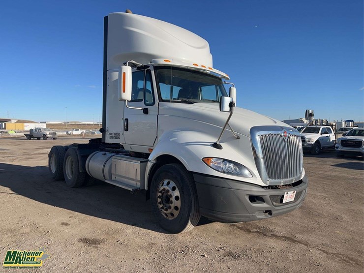 2017-international-prostar-image-7