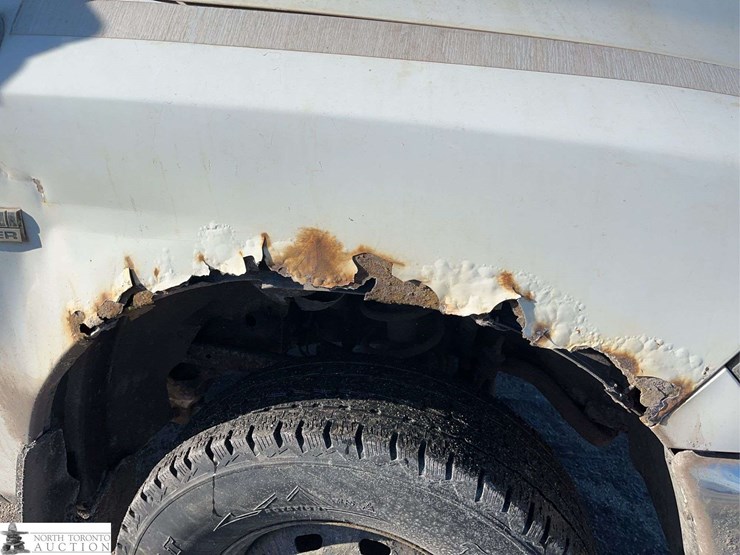 2012-dodge-2500-image-35