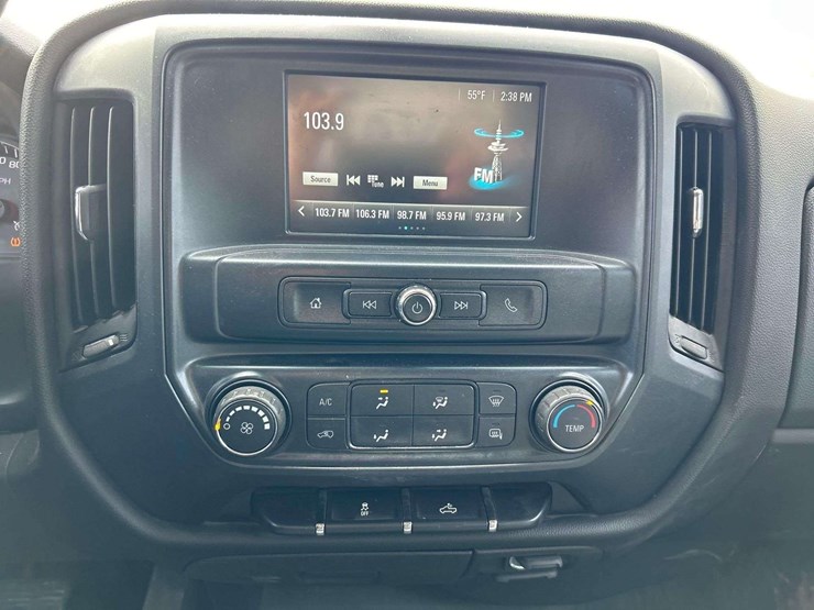 2018-chevrolet-silverado-1500-image-15