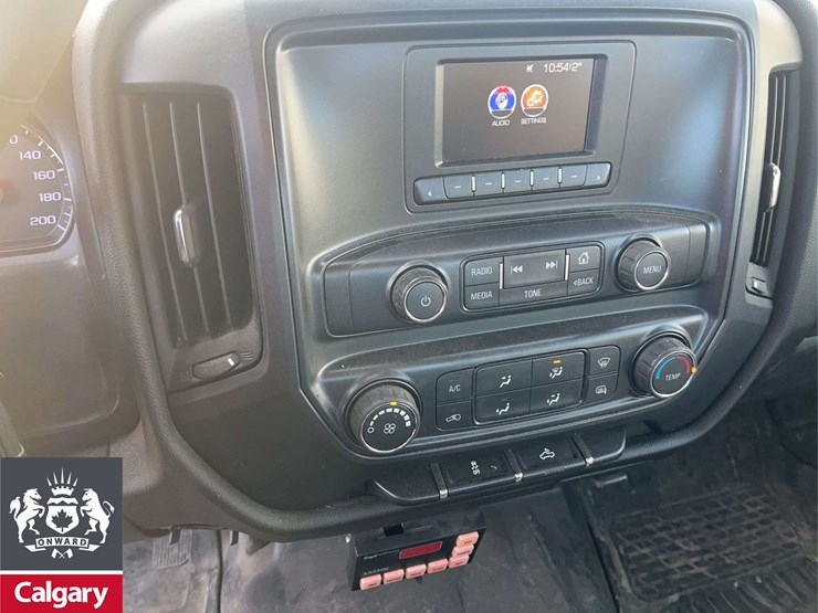 2017-gmc-sierra-1500-image-16