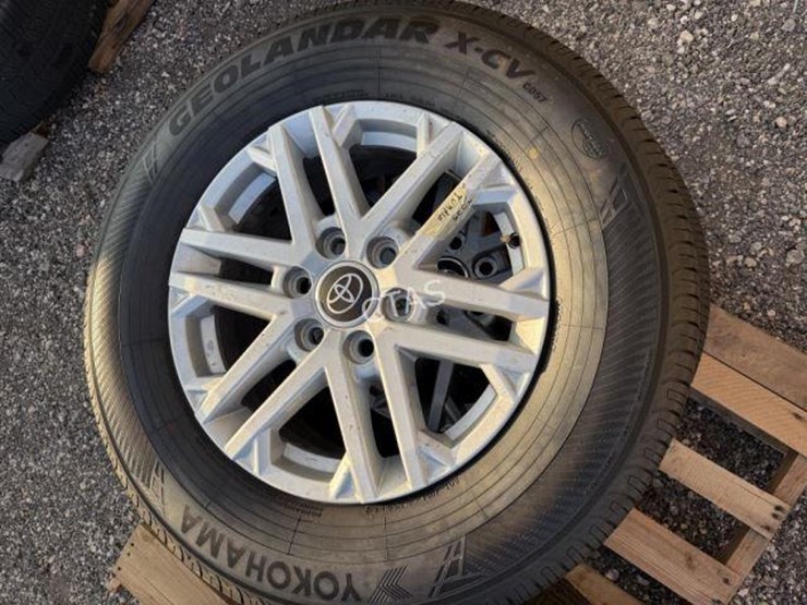 toyota-tundra-image-3