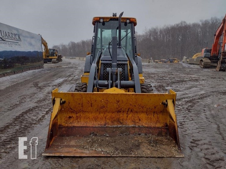 2010-deere-310j-image-2