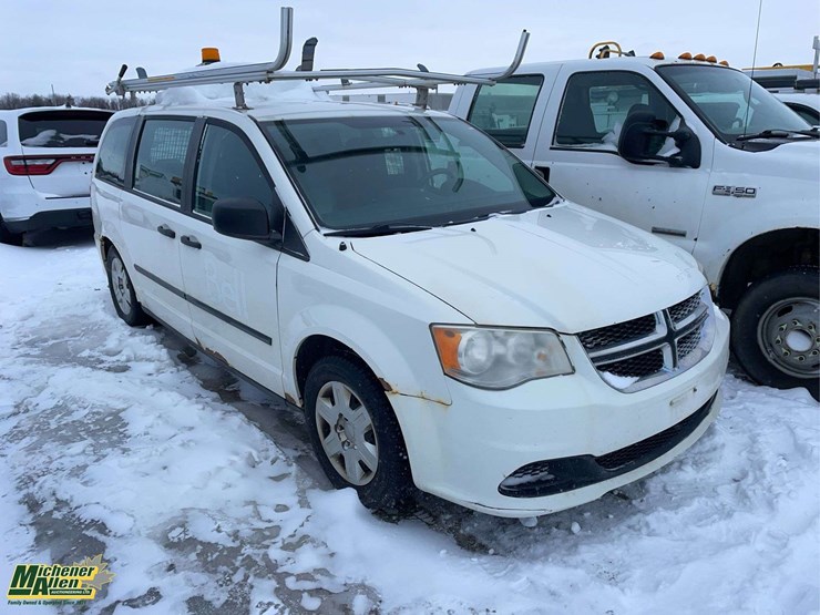 2011-dodge-grand-caravan-image-5