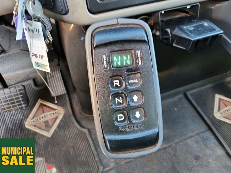 2011-international-workstar-7400-image-21