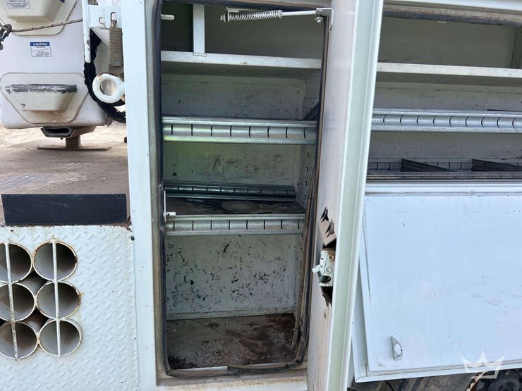 2013-freightliner-m2-ta45m-altec-bucket-truck-image-35