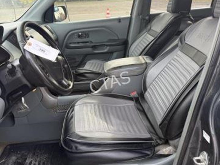 2004-honda-pilot-image-14