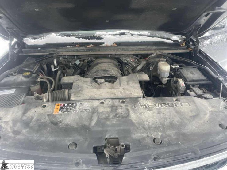 2018-chevrolet-tahoe-image-14