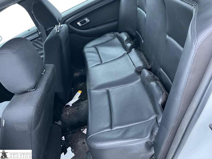 2013-ford-taurus-police-inte-image-11