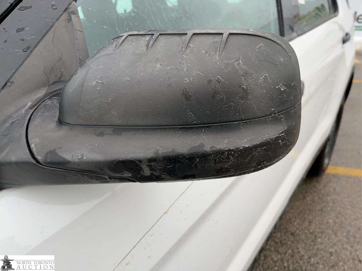 2018-ford-explorer-image-34