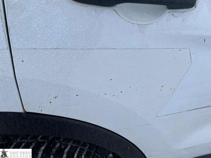 2014-ford-explorer-image-10