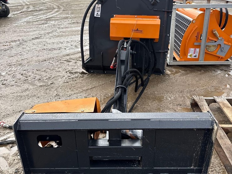 2770---skid-steer-articulating-brush-cutter---48"-image-1