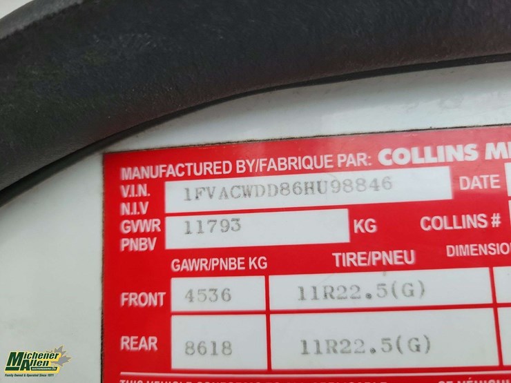 2006-freightliner-m2-106-image-20