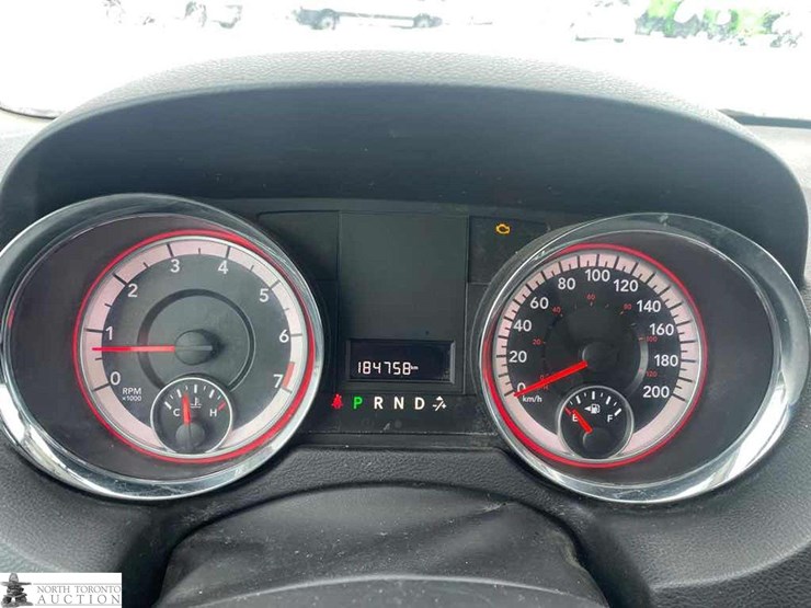 2015-ram-tradesman-image-8