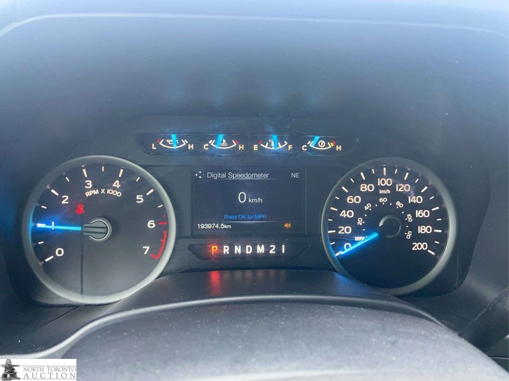 2017-ford-f150-image-14