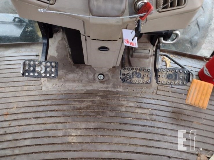 2010-john-deere-7130-image-8