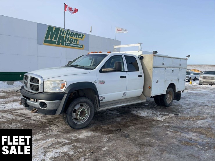 2008-dodge-ram-5500-image-1