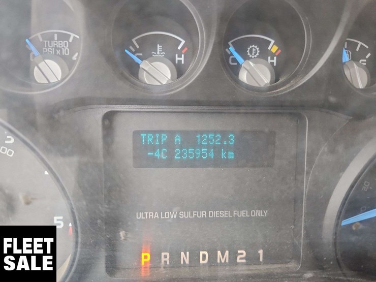 2011-ford-f550-image-30