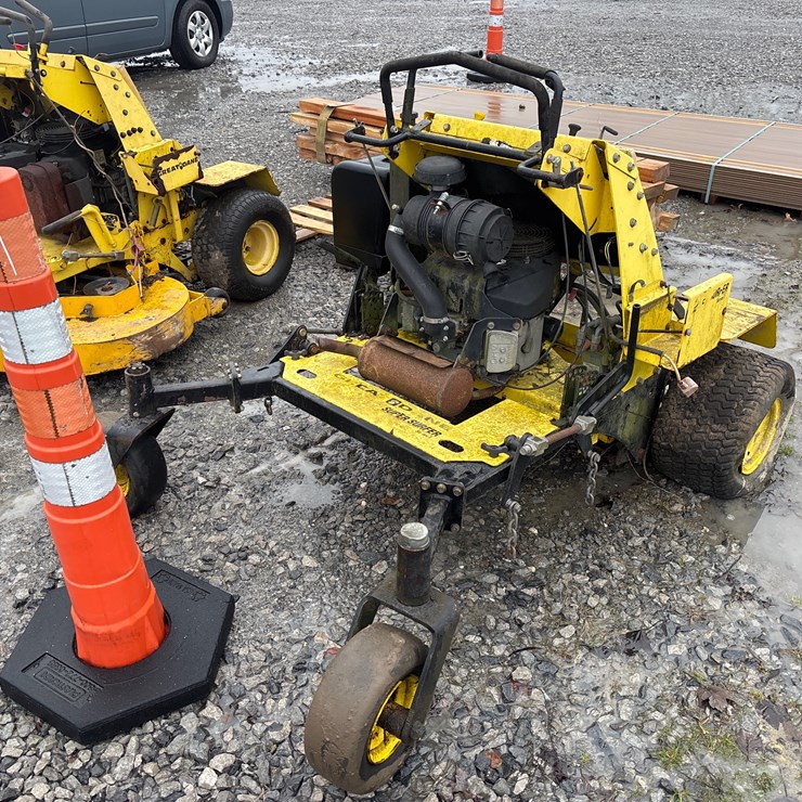#6519 • D4. Great Dane super surfer Mower