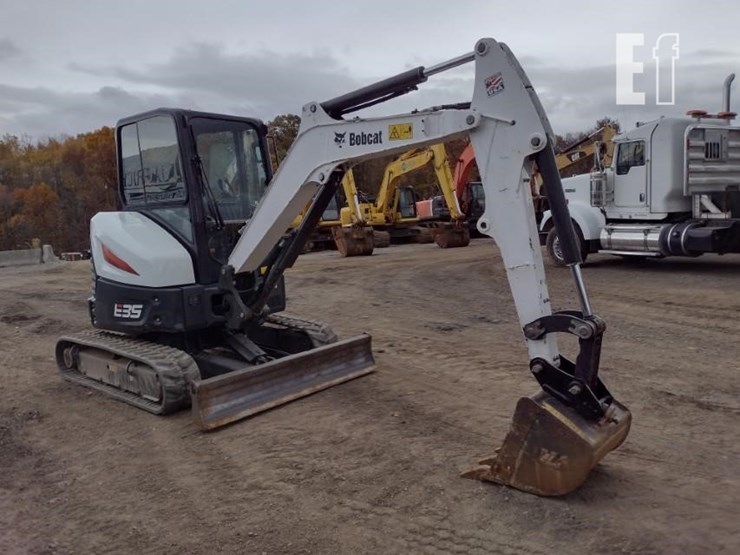 2021-bobcat-e35i-image-46