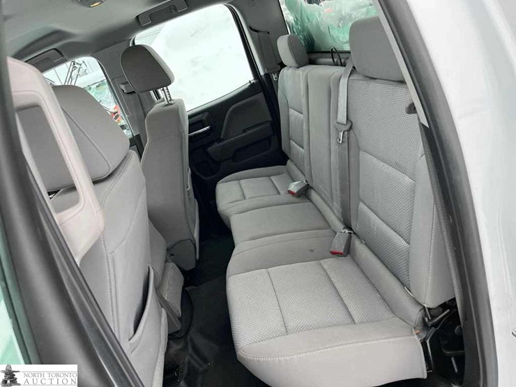 2016-chevrolet-silverado-1500-image-25