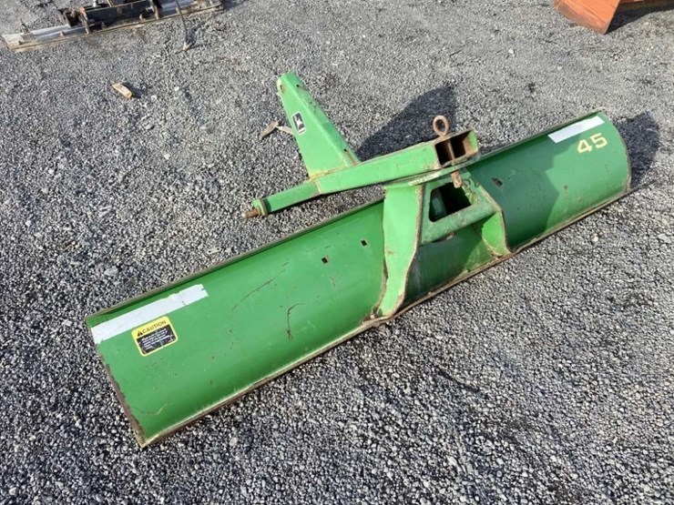 john-deere-7-image-1