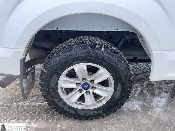 2017-ford-f150-image-22