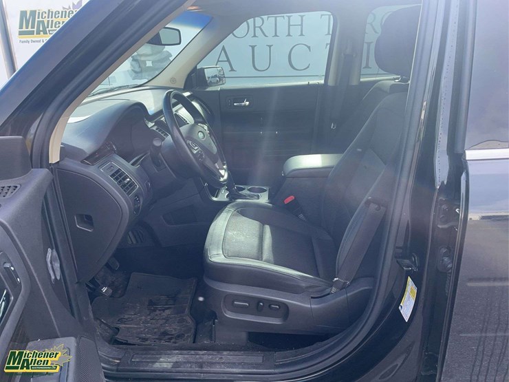 2013-ford-flex-image-13