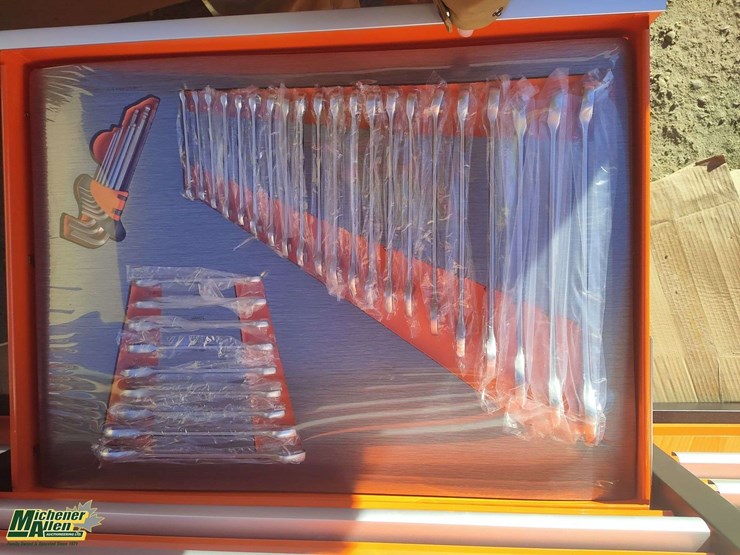 unused-boss-16-drawer-rolling-workbench-tool-box-with-peg-board-&-tools--qty-1-image-12