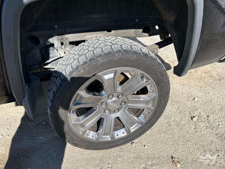 2016-gmc-1500-image-23