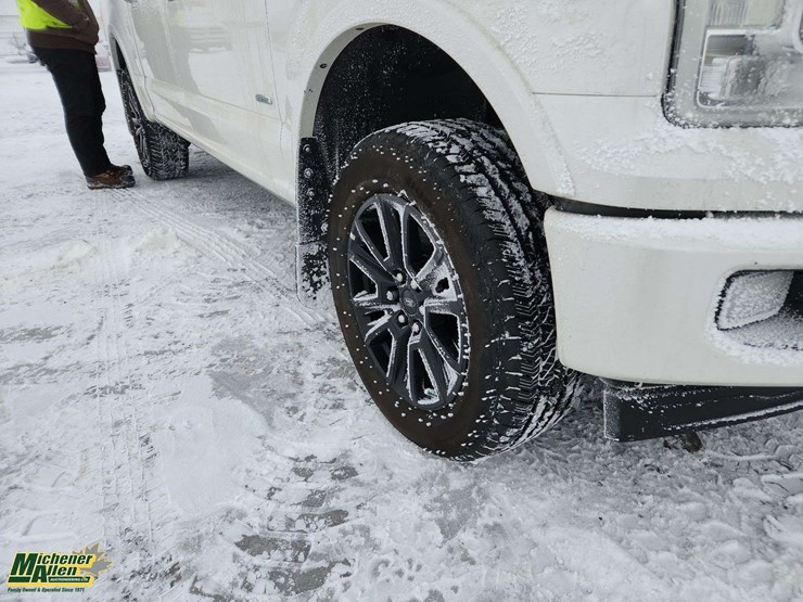 2017-ford-f150-image-12