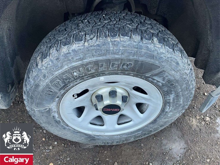 2015-gmc-sierra-1500-image-14