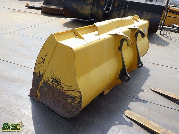 2014-caterpillar-910k-image-33