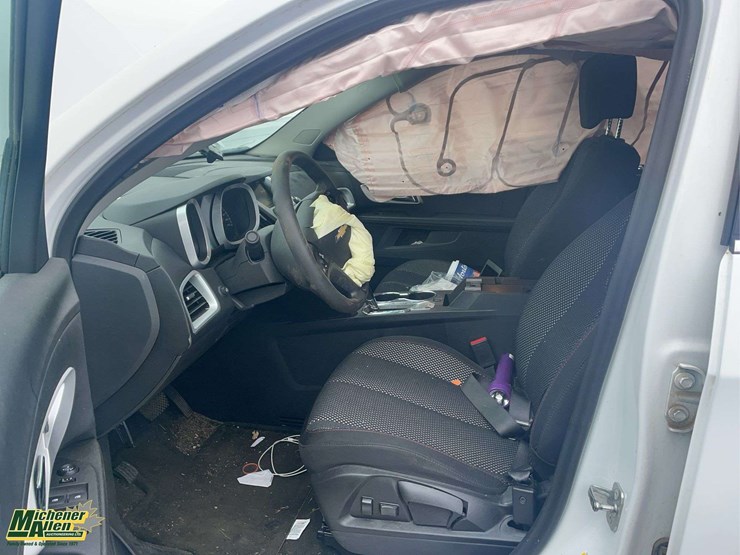 2017-chevrolet-equinox-image-11