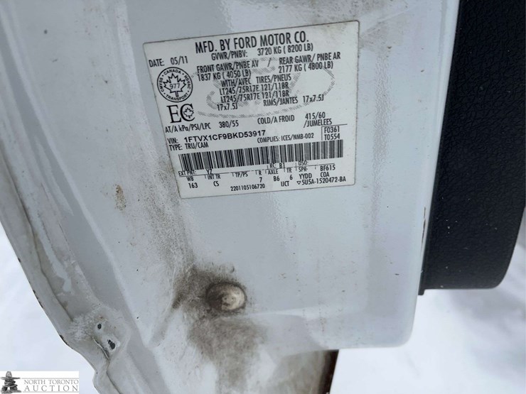 2011-ford-f150-image-11