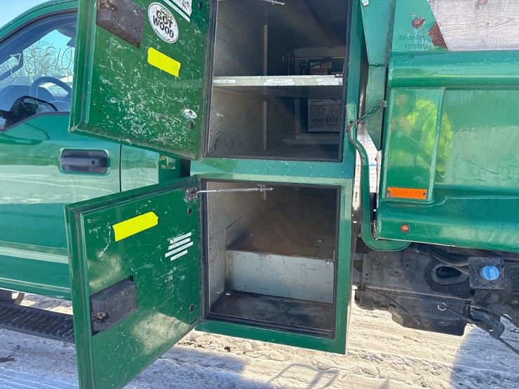 2017-ford-f550-image-29