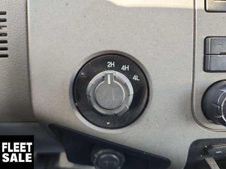 2012-ford-f350-image-28