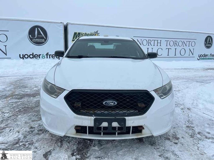 2013-ford-taurus-police-inte-image-2