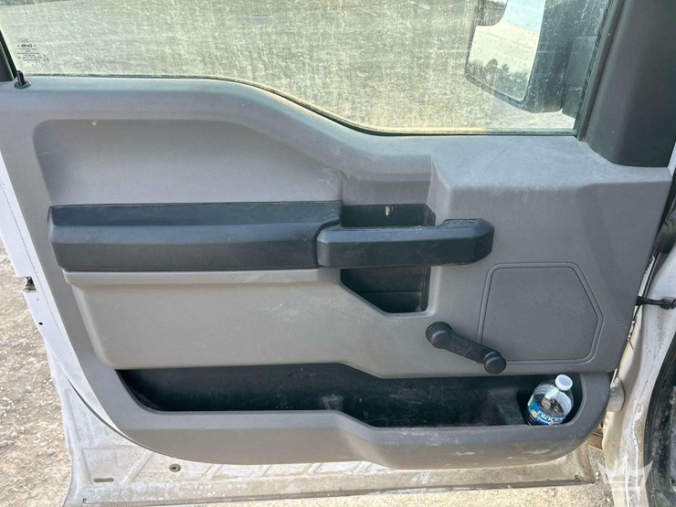 2015-ford-f150-image-11