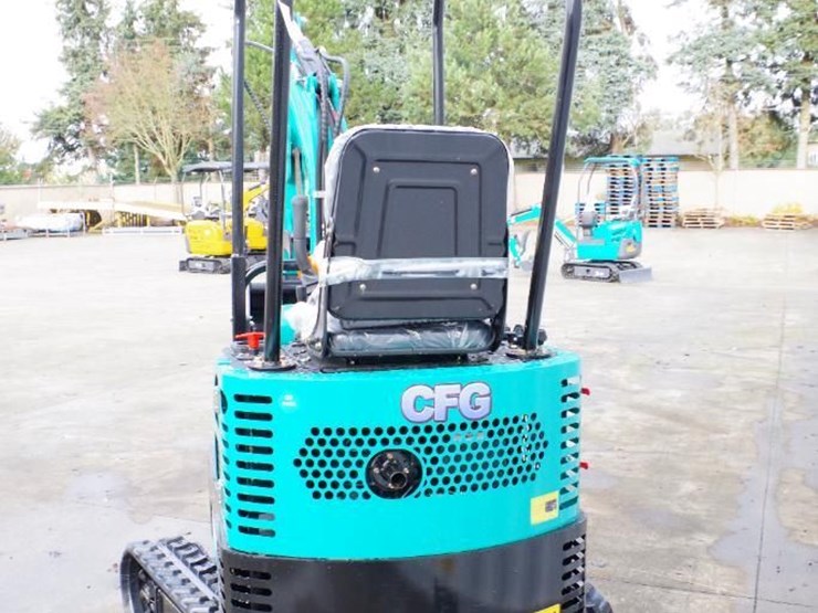 2025-cfg-industrial-qh12r-mini-excavator,-gasoline-engine,-unused-image-15