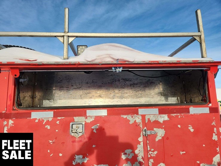 2009-ford-f550-image-35