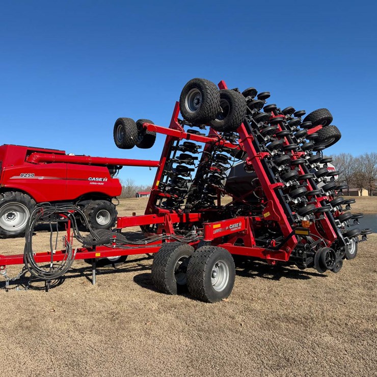 2024 CASE IH 5500