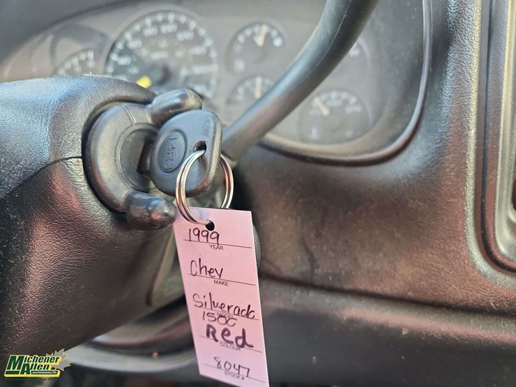 1999-chevrolet-silverado-1500-image-18