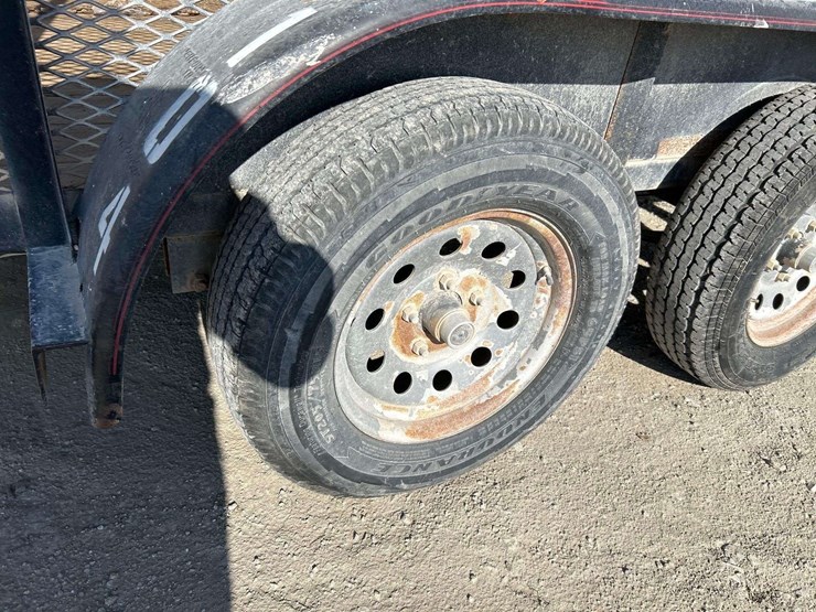 2014-parker-trailer-sales-trailer-image-13