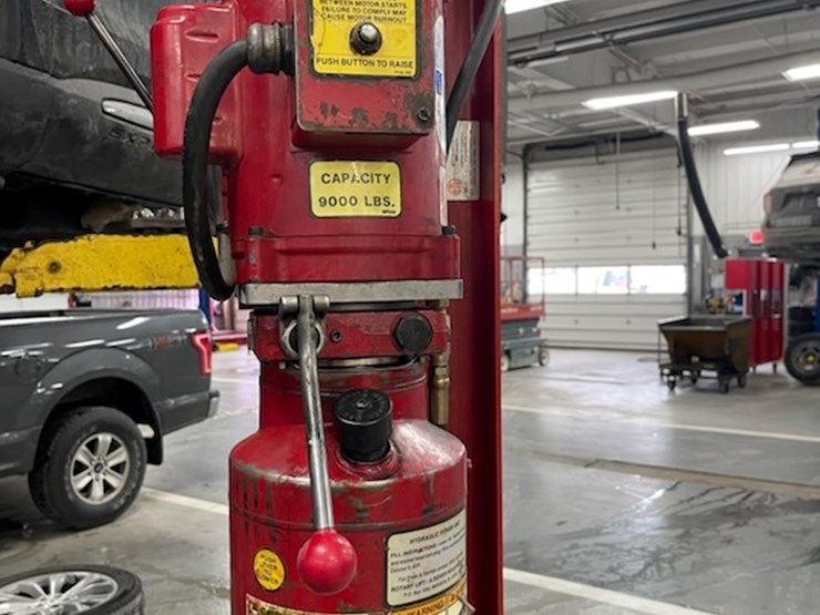 #3001-•-d1g.-rotary-9k-lb-asymmetrical-lift-image-3