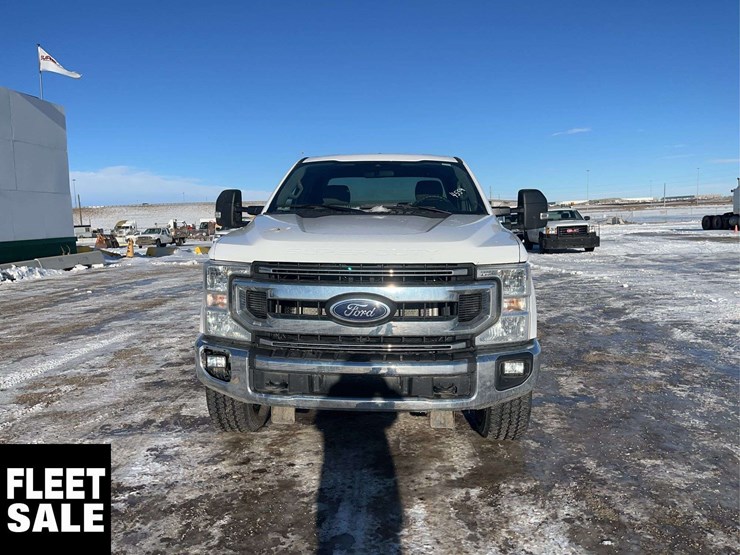 2021-ford-f350-image-9
