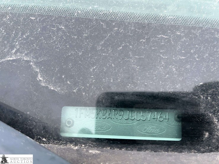 2018-ford-explorer-image-13